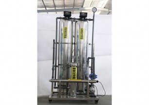 4噸全自動(dòng)不銹鋼過濾設(shè)備